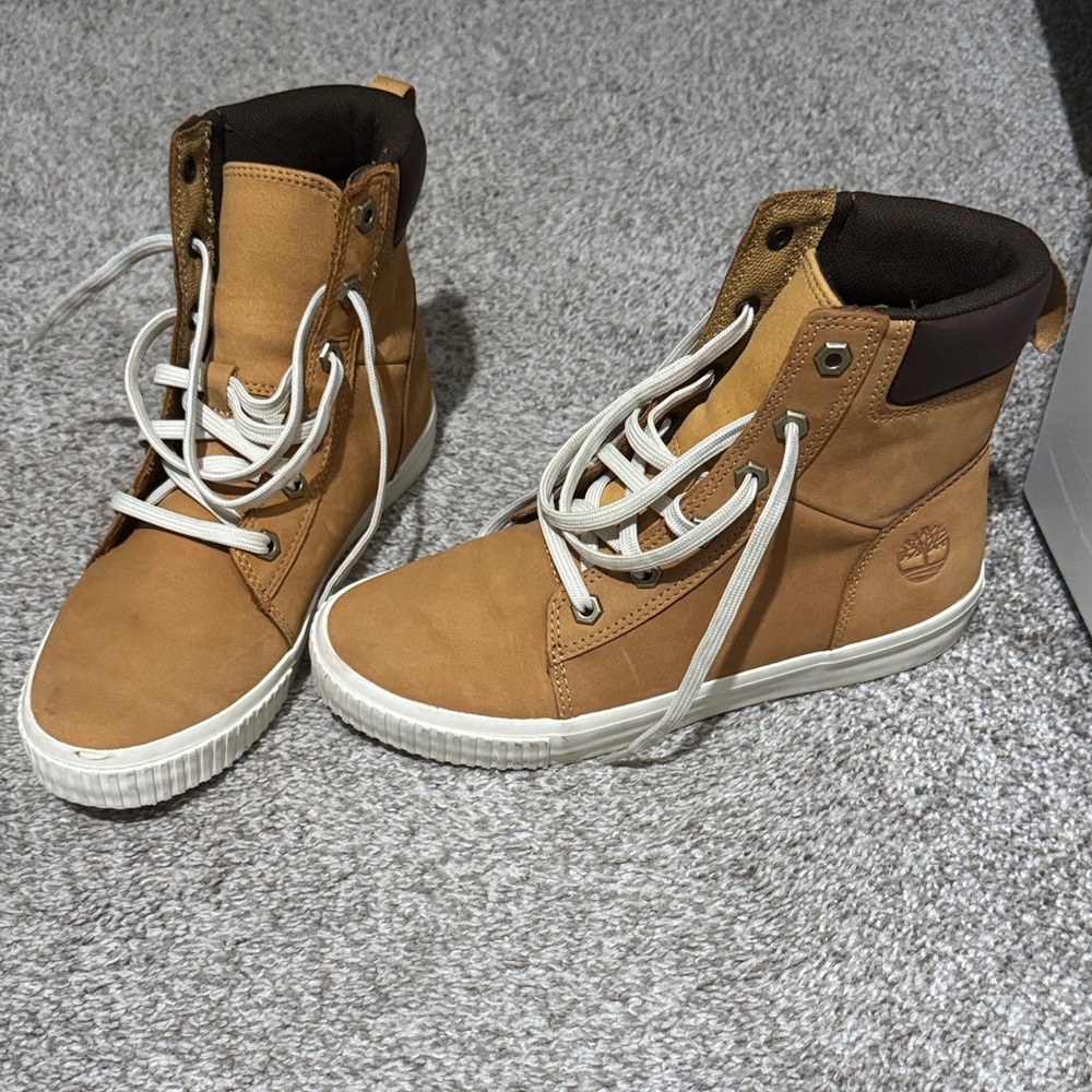 Timberland High-Top Boots